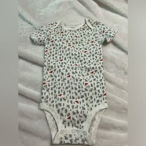 *MUST BE BUNDLED* Carter’s 12 month Fox onesie